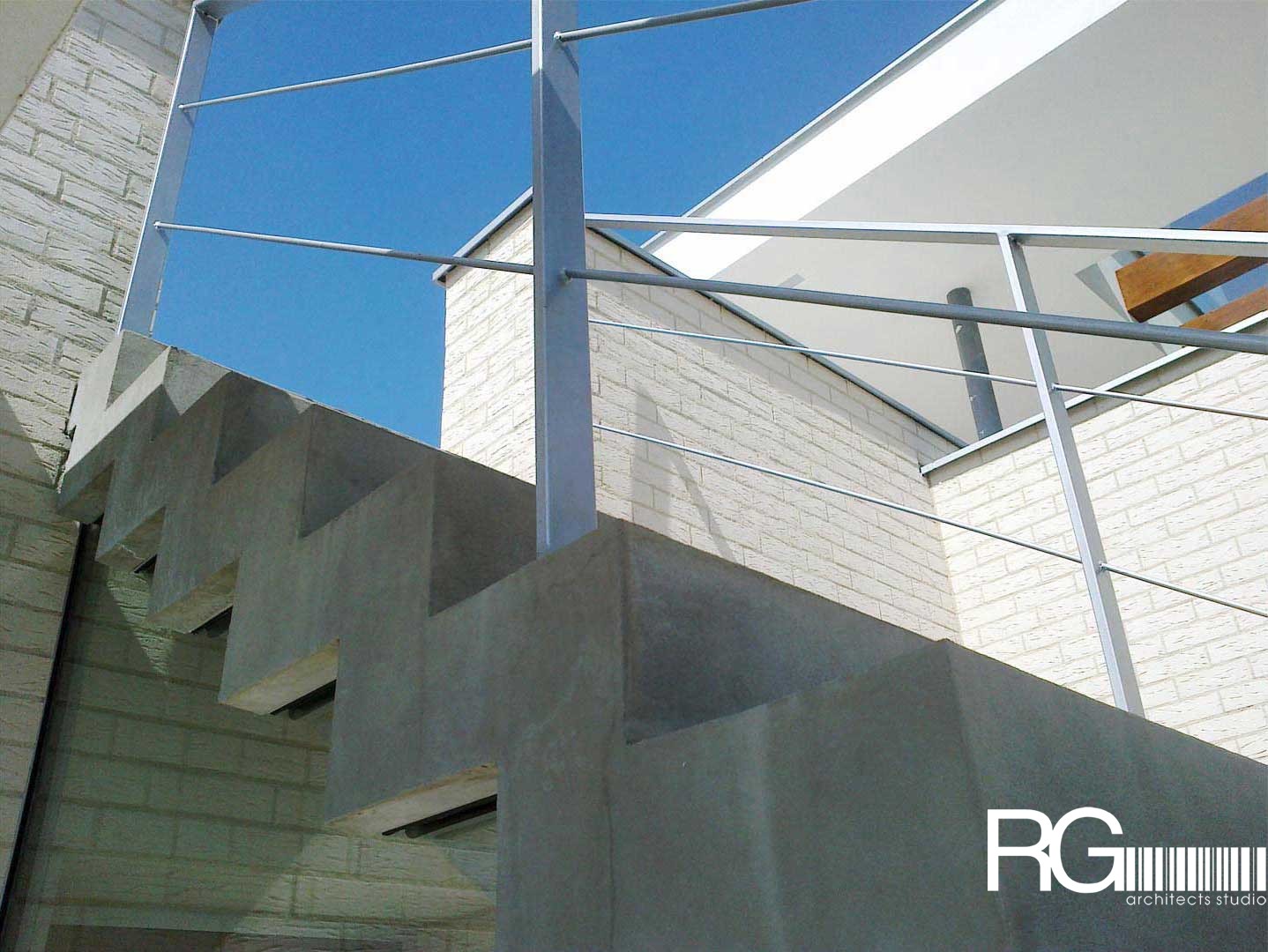 Rodinná vila pod Špičákem – detail venkovního schodiště