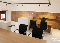 Interiér infocentra v České Lípě od architekta Radomíra Grafka (12)