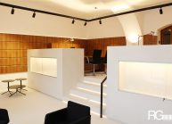 Interiér infocentra v České Lípě od architekta Radomíra Grafka (22)
