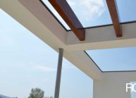 Funkcionalistická rodinná vila pod Špičákem, Varnsdorf – detail krytí terasy.